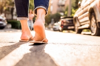 Pros and Cons of Wearing Flip-Flops