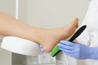How Custom Orthotics Can Help Treat Flatfoot