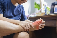 Gout Affects Joints in the Big Toe